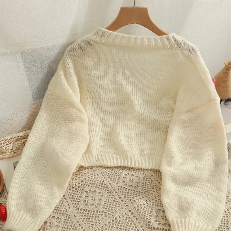 Daisy - Cropped Floral Cardigan